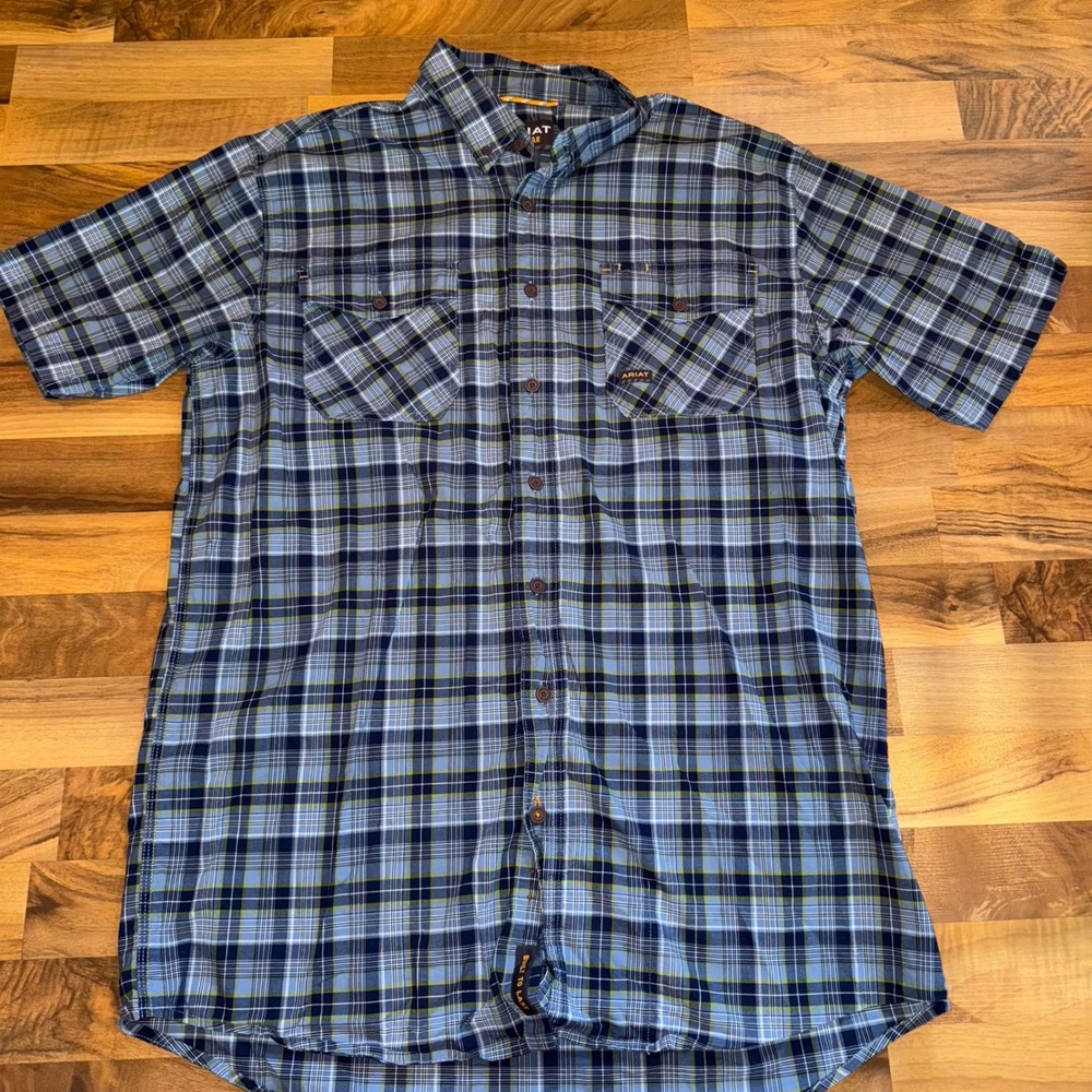 ARIAT Rebar L-Tall Blue‎ Plaid Short Sleeve Button Up Work Shirt Menswear cowboy